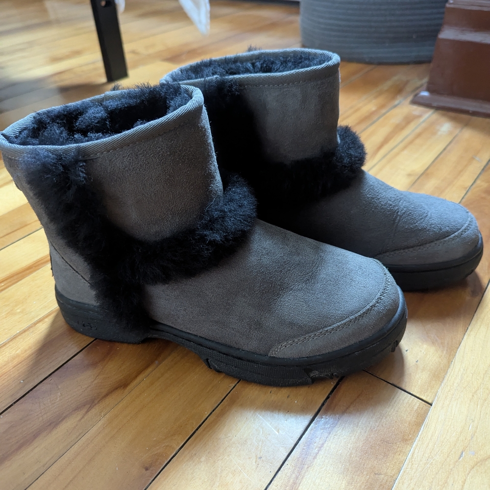 Cozy Black and Gray UGG